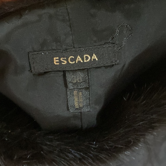 Vintage Designer ESCADA Silk and Fur Suit - Picture 3 of 5